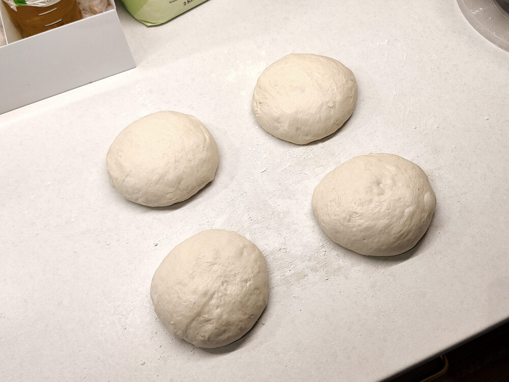 Degen räcker till fyra pizzor